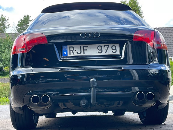 Audi A4 4 of 5