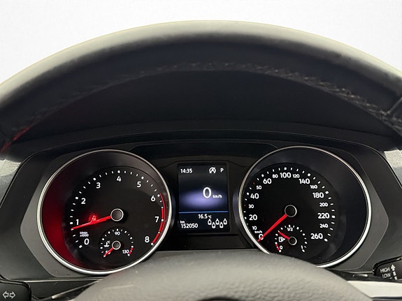 Volkswagen Tiguan Allspace 14 of 30