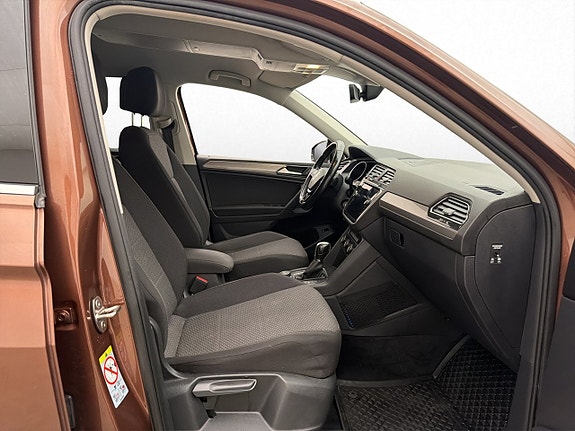 Volkswagen Tiguan Allspace 21 of 30