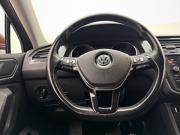 Volkswagen Tiguan Allspace 12 of 30
