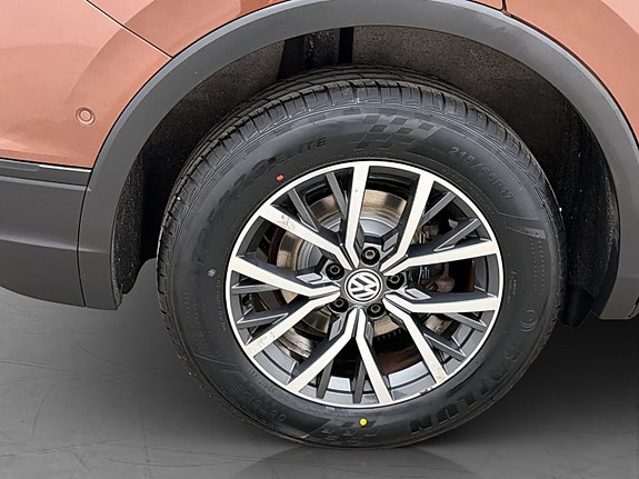 Volkswagen Tiguan Allspace 30 of 30