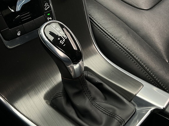 Volvo XC60 22 of 30