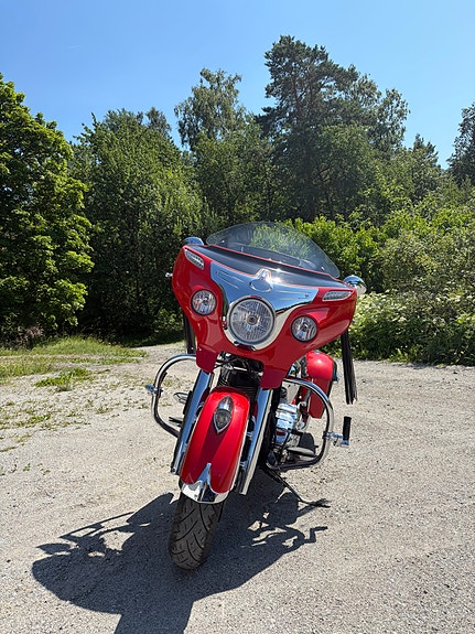 INDIAN Chieftain 2 of 3