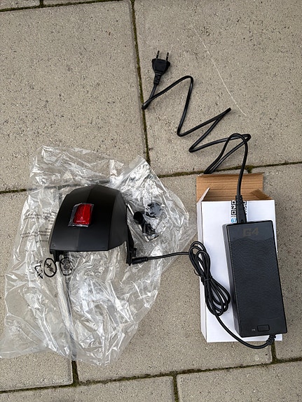 Product image 8 of 9