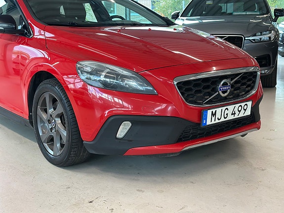 Volvo V40 Cross Country 9 of 30