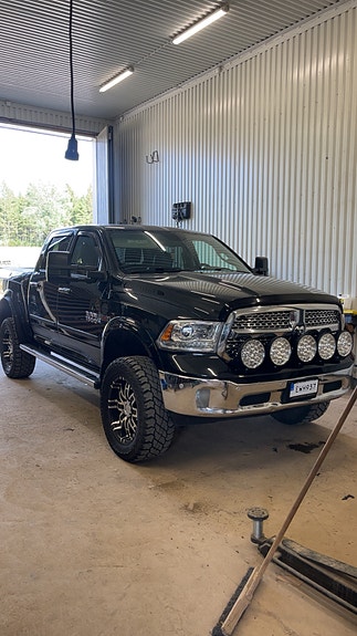 RAM 1500 3 of 3