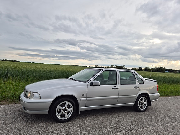 Volvo S70 2 of 14