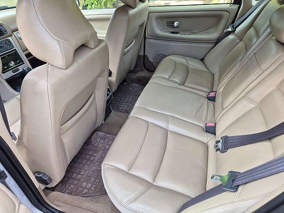 Volvo S70 14 of 14