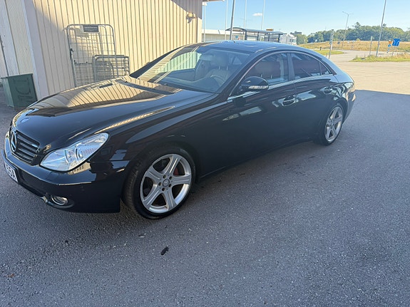 Mercedes-Benz CLS500 7 of 7