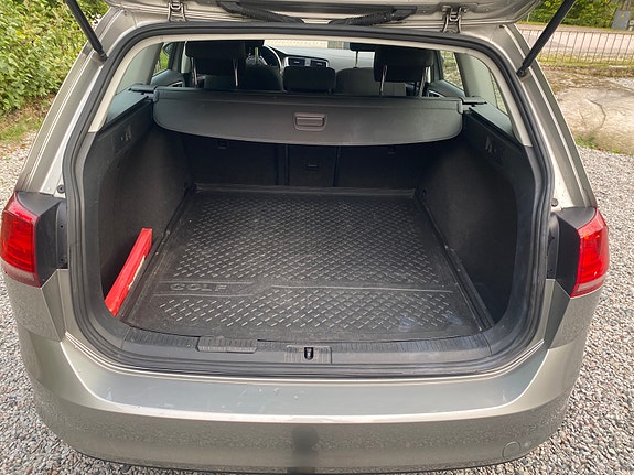 Volkswagen Golf VII 9 of 14