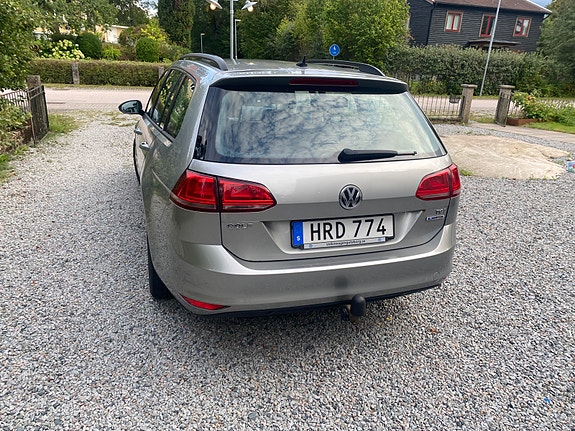 Volkswagen Golf VII 5 of 14