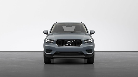 Volvo XC40 8 of 9