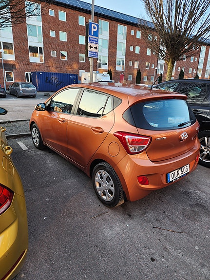 Hyundai i10 5 of 11