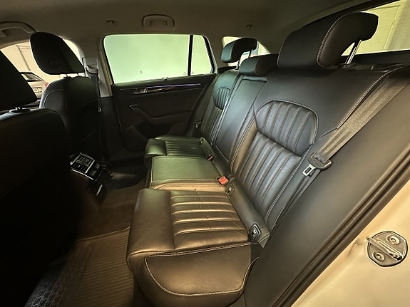 Skoda Superb 9 of 27
