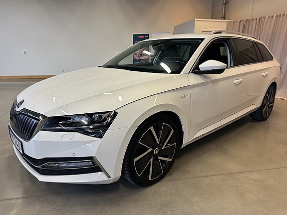 Skoda Superb 5 of 27