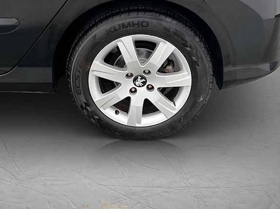 Peugeot 308 28 of 30