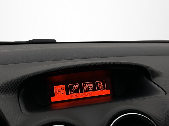 Peugeot 308 19 of 30