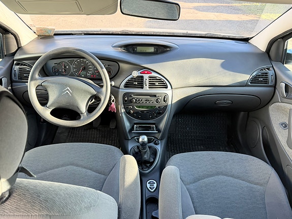 Citroen C5 4 of 5
