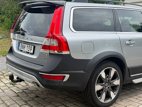 Volvo XC70 5 of 17