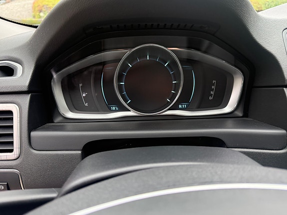 Volvo XC70 9 of 17