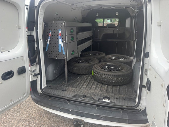 Renault Kangoo Express 11 of 14