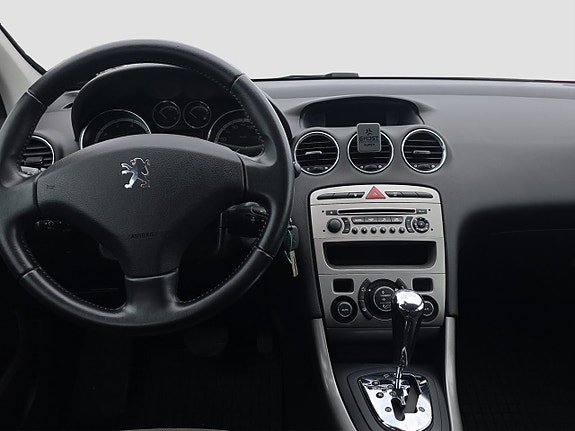 Peugeot 308 11 of 14