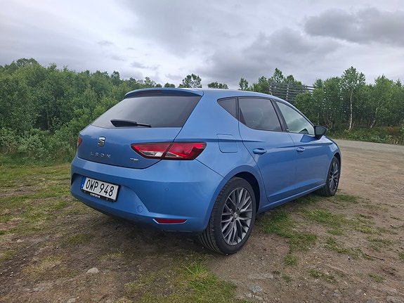 Seat Leon 3 of 6
