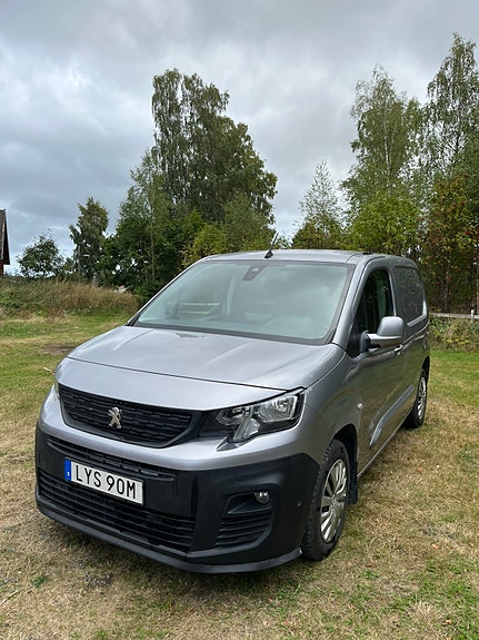 Peugeot Partner 3 of 9