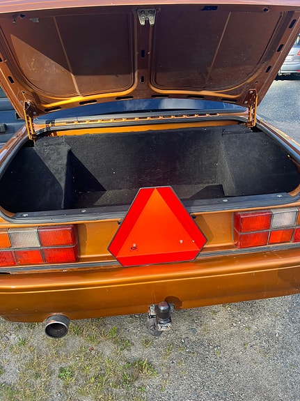 Volvo 244 7 of 14
