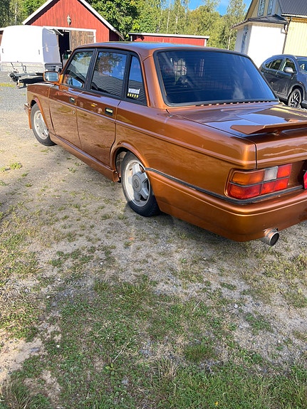 Volvo 244 6 of 14