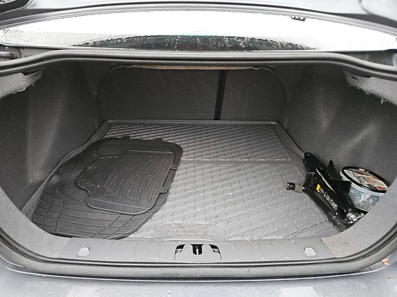 Volvo S40 9 of 18