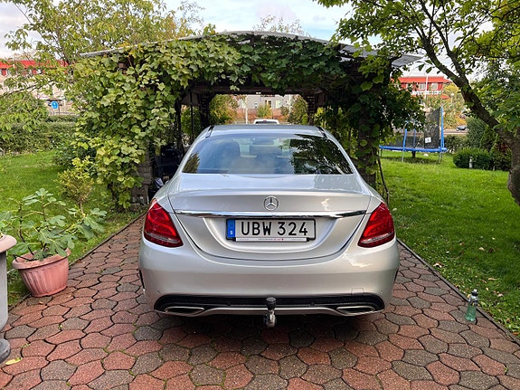 Mercedes-Benz C220 d 4 of 11
