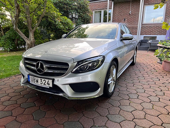 Mercedes-Benz C220 d 2 of 11