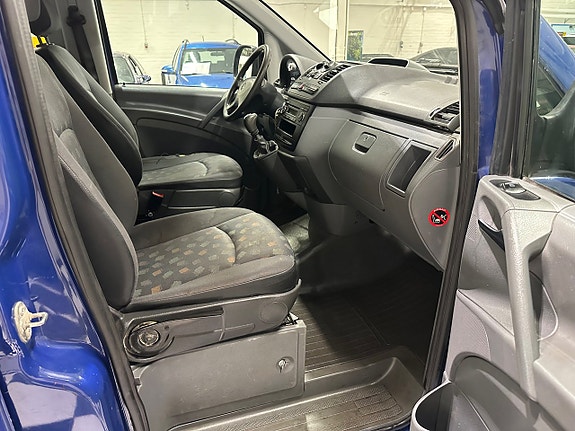 Mercedes-Benz Vito 111 9 of 13