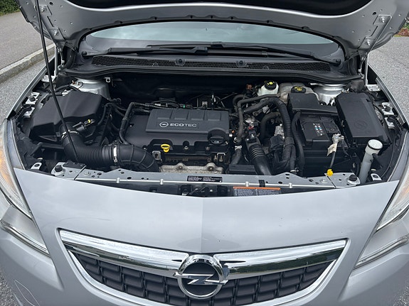 Opel Astra 11 of 15
