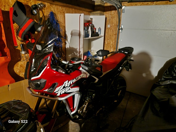 Honda CRF1000 2 of 8