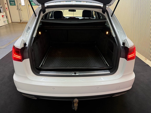 Audi A6 9 of 17