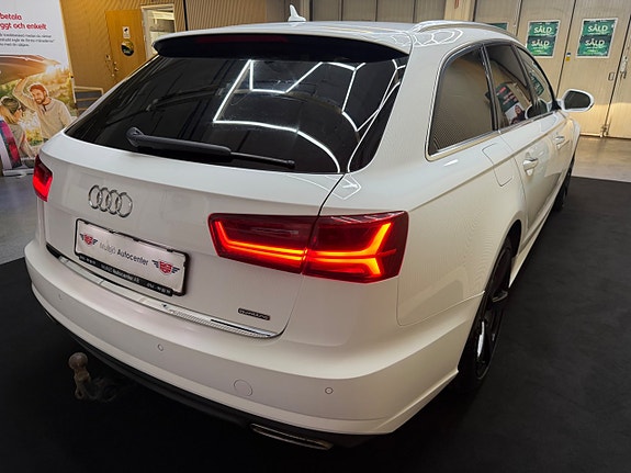 Audi A6 5 of 17