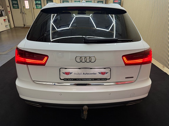 Audi A6 4 of 17