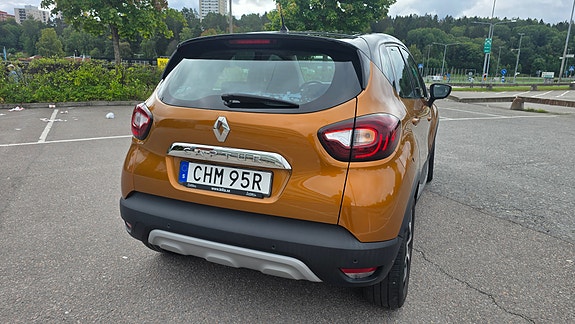 Renault Captur 8 of 23