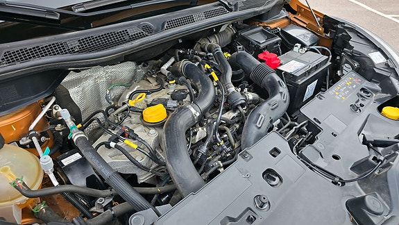Renault Captur 18 of 23