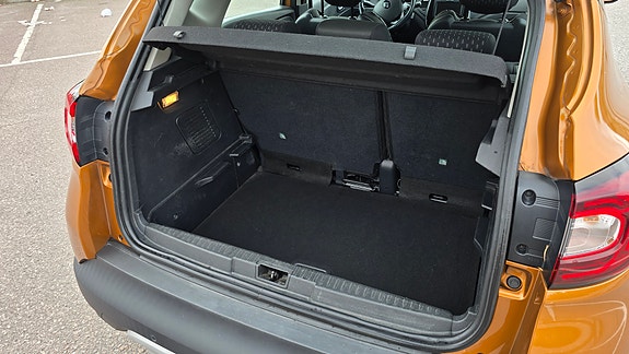 Renault Captur 19 of 23