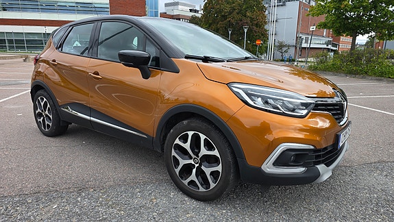 Renault Captur 10 of 23