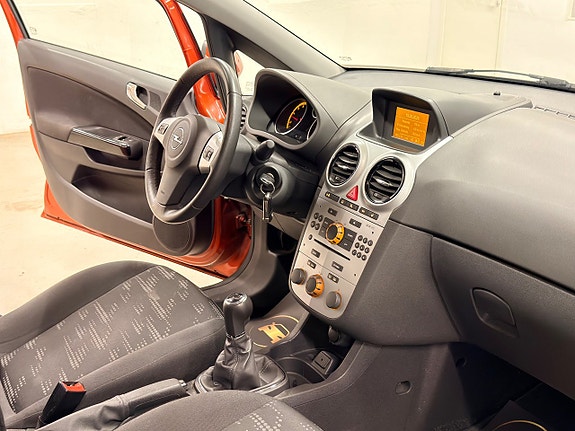 Opel Corsa 7 of 14