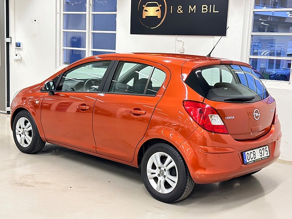 Opel Corsa 2 of 14