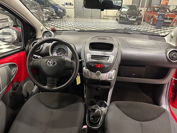 Toyota Aygo 10 of 11