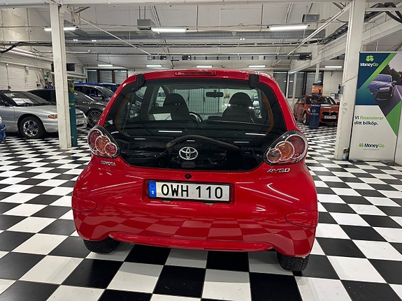 Toyota Aygo 8 of 11