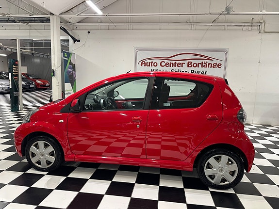 Toyota Aygo 6 of 11