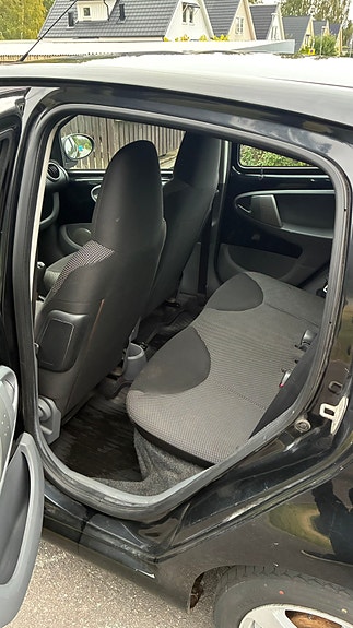 Toyota Aygo 8 of 8