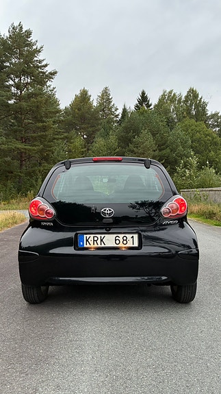 Toyota Aygo 4 of 8